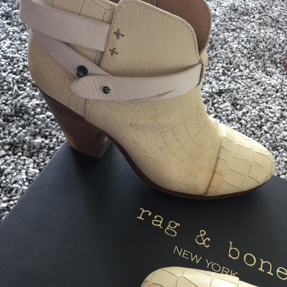 Ankle Boot! My NY boot